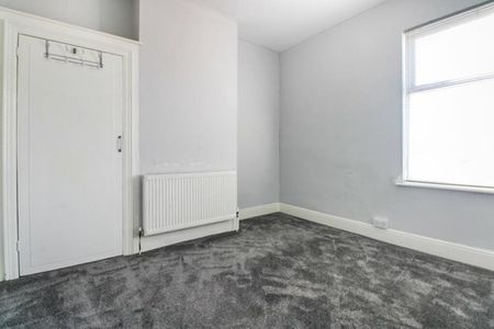 3 Bed Terraced House, Westwood Road, CV5 - Photo 4