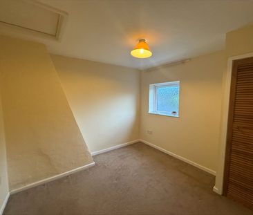 2 bedroom house to rent School Lane, Lostock Gralam, Northwich, CW9 - Photo 5