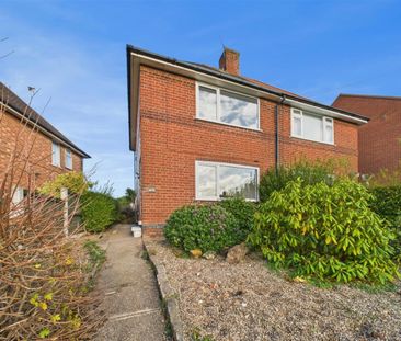 2 bedroom Semi-detached house to rent - Photo 5