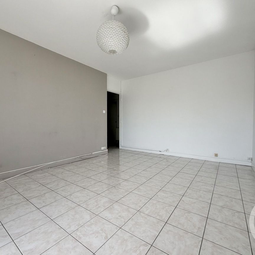 Location Appartement 1 pièce 39m² GRENOBLE 38100 - Photo 1