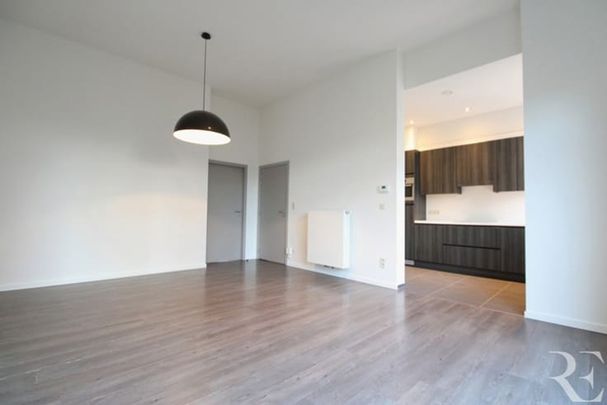 Appartement te huur - Foto 1
