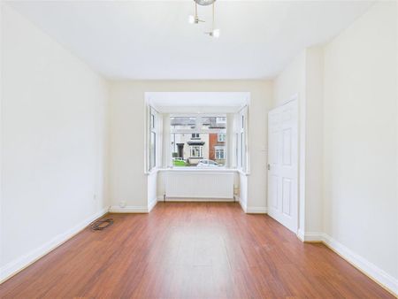 2 bedroom semi-detached house to rent - Photo 5