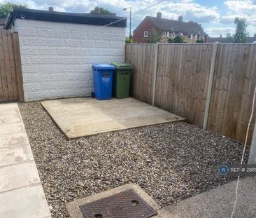 3 bedroom terraced house to rent - Photo 6
