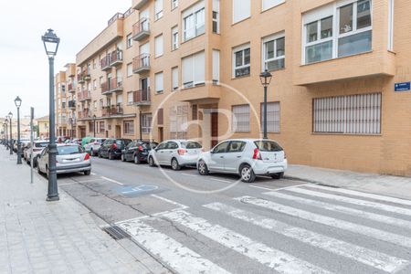 Flat for rent in Benimàmet (Valencia) - Photo 4