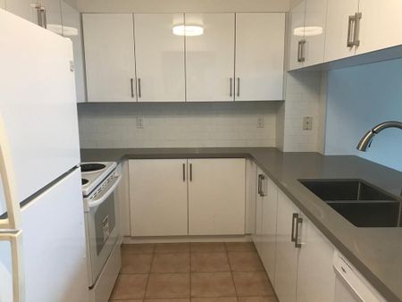 For Lease - 889 Bay Street Unit# 503, Toronto, Ontario - Photo 2