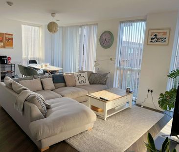 2 Bed Flat, Adenmore Road, SE6 - Photo 4