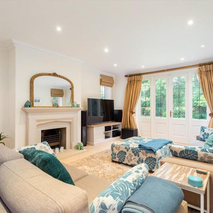 6 bedroom detached house to rent - Photo 1