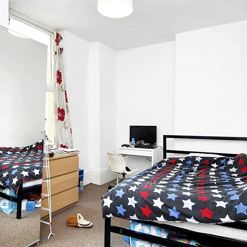 Hill Park Crescent, Apt 1, Plymouth - Photo 1