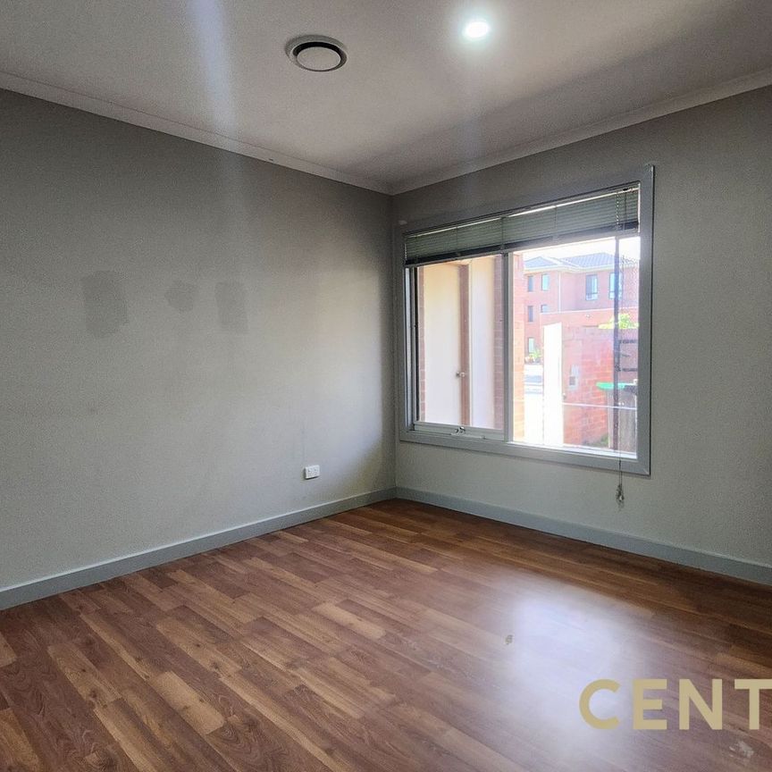Comfort & Convenience in the Heart of Dandenong - Photo 1