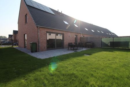 Nieuwbouwwoning op boogscheut van centrum Roeselare te huur - Photo 3