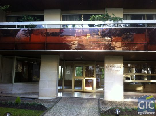 Location Appartement 2 pièces 60m² - Photo 1