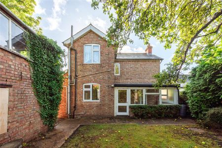 2 bedroom detached house to rent - Photo 2