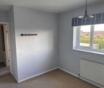 3 bedroom terraced house to rent - Photo 6