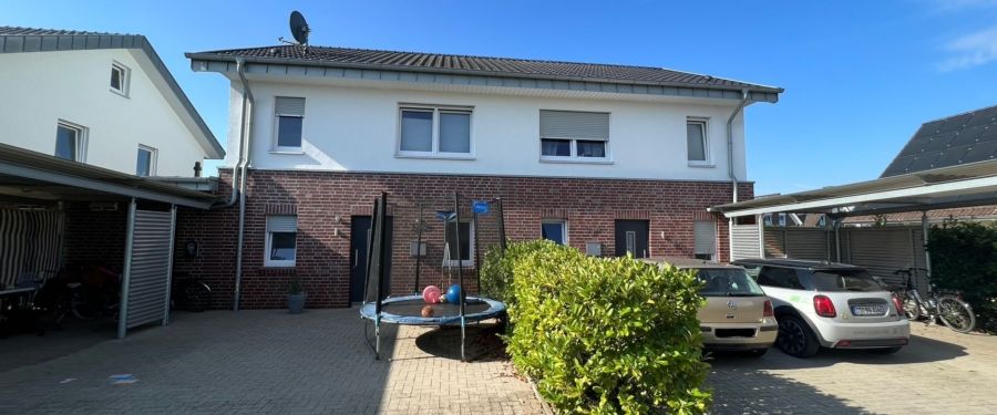 Hier ist Platz für die ganze Familie! – DHH mit Terrasse und Garten in Neuenkirchen-Vörden! - Foto 1