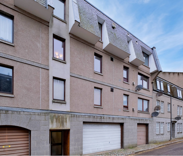 Gordon Street, Aberdeen - Photo 1