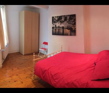 Room in a Shared Flat, Scott Ellis Gardens, NW8 - Photo 3