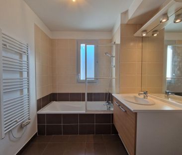 Location Appartement 3 pièces 71m² ANNECY 74000 - Photo 5