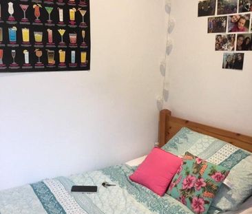 5 bedroom house share to rent - Photo 1