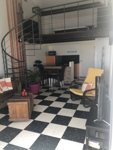 Location Appartement 2 pièces 39m² SAUSSET LES PINS 13960 - Photo 2