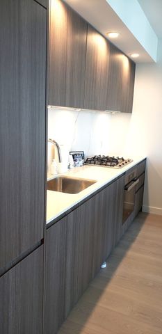 $2,550 / 1br – 517ft2 – Conveniently located right in the heart of Metrotown (R0051) - Photo 5