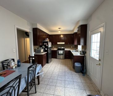 For Lease - 29 October Place Unit# 1B, Brampton, Ontario - Photo 6