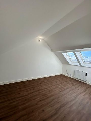 4 bedroom end of terrace house to rent - Photo 2