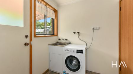 9 Belgrave Parade, Youngtown - Photo 3