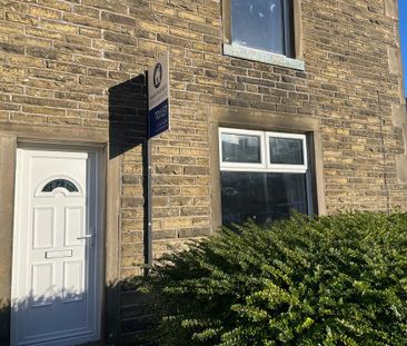 2 bedroom end of terrace house to rent - Photo 5