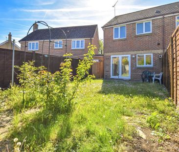 2 bedroom end of terrace house to rent - Photo 4