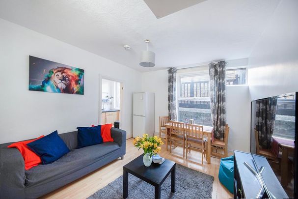 1 bedroom in a house share to rent - Photo 1