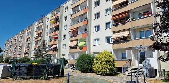 große 3-Raumwohnung mit Aufzug und Balkon - Foto 2