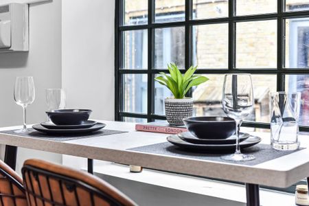 1 bedroom serviced apartment to rent - Photo 2