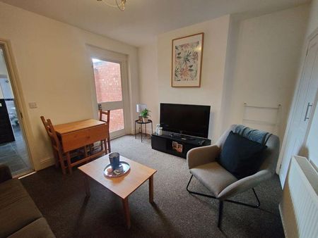 Mixed use to rent - Photo 5