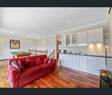 Delightful Family home in desired lifestyle location!! - Photo 2