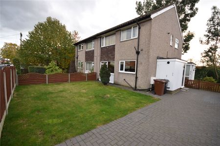 278, Oakwood Lane, Leeds, West Yorkshire, LS8 3LE - Photo 2
