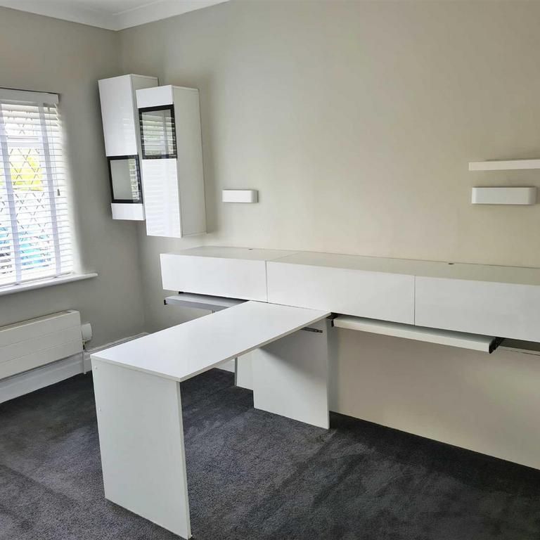 4 bedroom house to rent - Photo 1