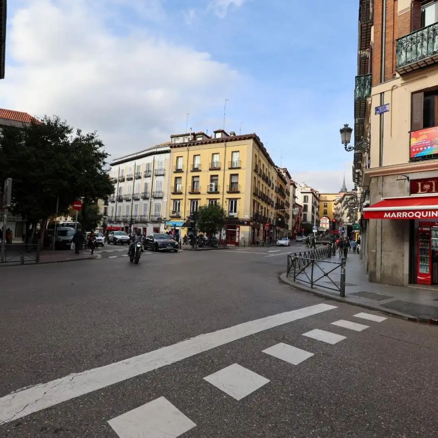 Madrid - Photo 1