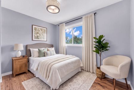 For Lease - 94 Laidlaw Drive, Barrie, Ontario - Photo 4