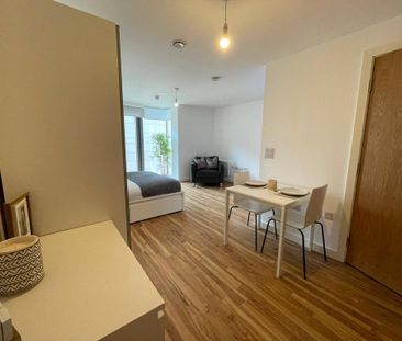 Studio to rent - Photo 4