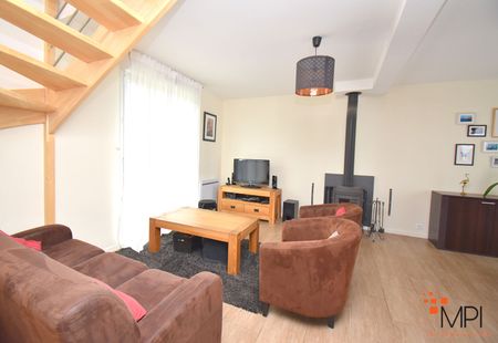 Location Maison 5 pièces 77m² - Photo 2