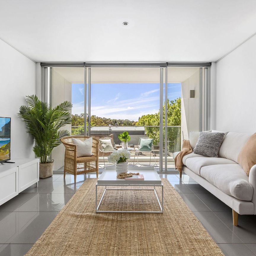 Ideal Location - Photo 1