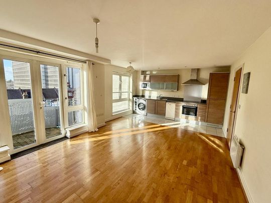 1 bedroom flat to rent - Photo 1