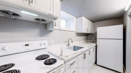 47 Sherwood Avenue #Bsmt - Photo 2