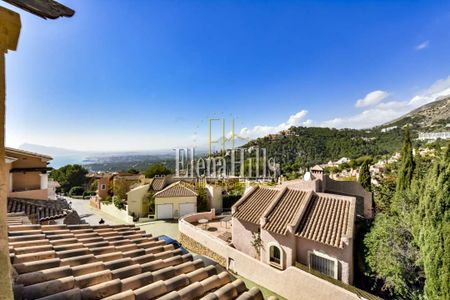 Semi-detached house with private pool in Altea Hills, Altea, Alicante, Spain - Photo 4