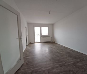 Geräumige 3-Raum-Wohnung - Photo 2