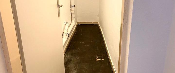 Renovierte Wohnung mit großem Balkon und traumhaftem Talblick - Foto 1