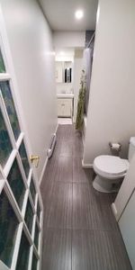 Grand logement rénové - 2125 pi2 - 3 CÀC - 2 SDB - Grande cour! - Photo 4