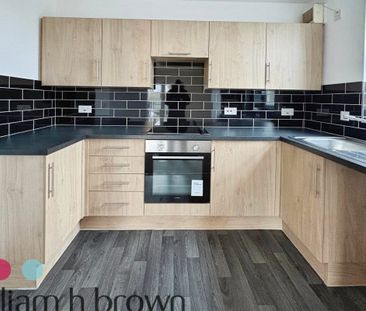 Notley Green - Photo 5