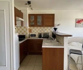Location Appartement 1 pièce 31m² LA CIOTAT 13600 - Photo 4