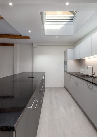 LOYER SANS ACOMPTE - Appartement rénové dans un immeuble ancien - Foto 4